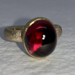 Umba Garnet Gumdrop Ring