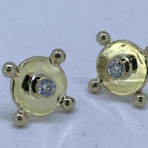 Centerpoint diamond earrings