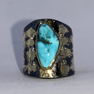 Candeleria Mine turquoise and diamonds ring